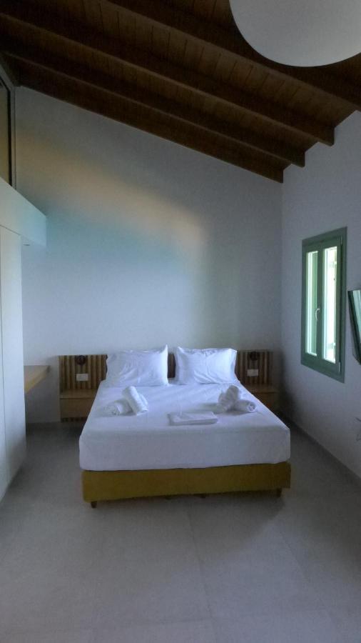Caltabania Suites Agios Nikitas Exterior photo