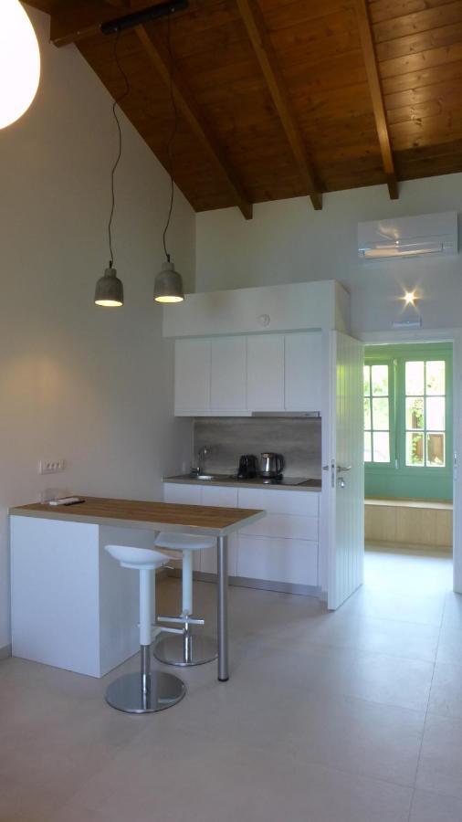 Caltabania Suites Agios Nikitas Exterior photo