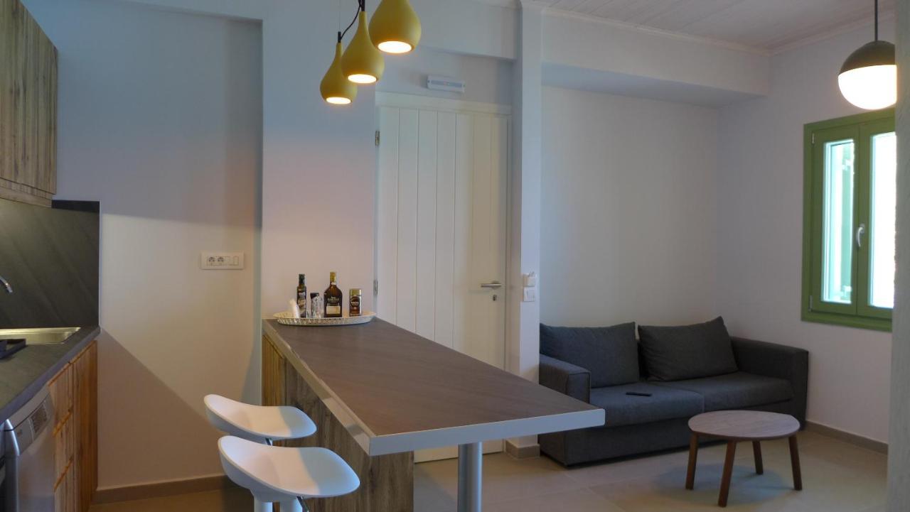 Caltabania Suites Agios Nikitas Exterior photo